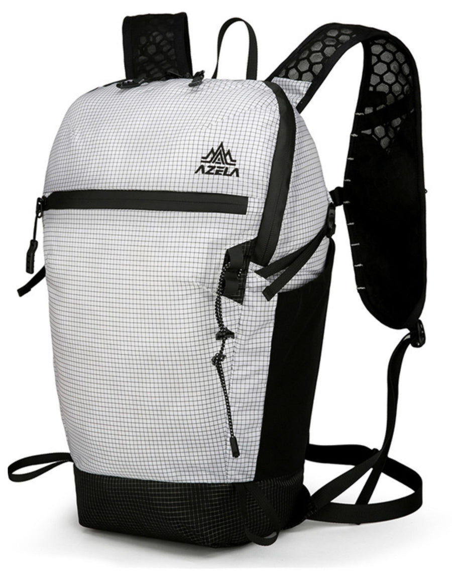 15L Faltbarer Trinkrucksack – Leichter, wasserdichter Wanderrucksack für Damen & Herren, Outdoor, Hiking, Radfahren, Reisen, Sport, Festival, mit Vielseitigen Taschen & Trekkingstockhalter – Schwarz/Weiß-M258E22